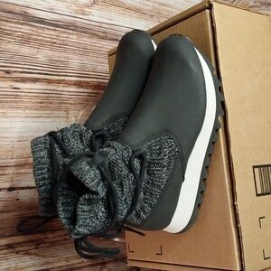 Merrell women's Alpine Pull-On Knit Snow Boots